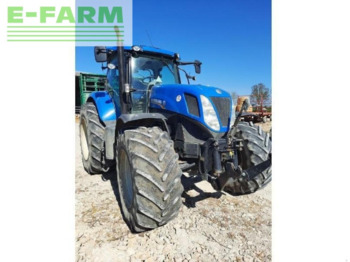 Tractor NEW HOLLAND T7.235