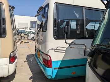 Minibús, Furgoneta de pasajeros TOYOTA Coaster passenger bus white and blue petrol engine minivan: foto 5