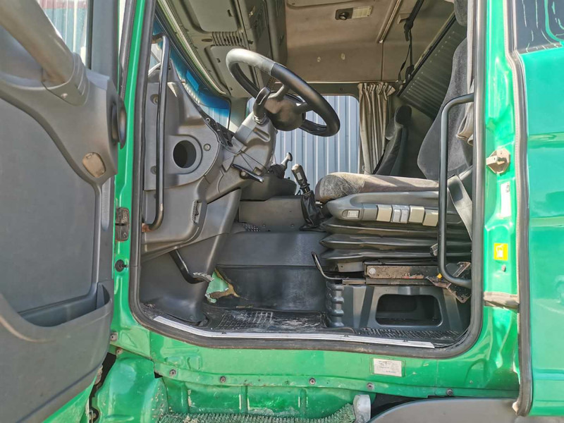 Cabeza tractora Scania 124 420: foto 12