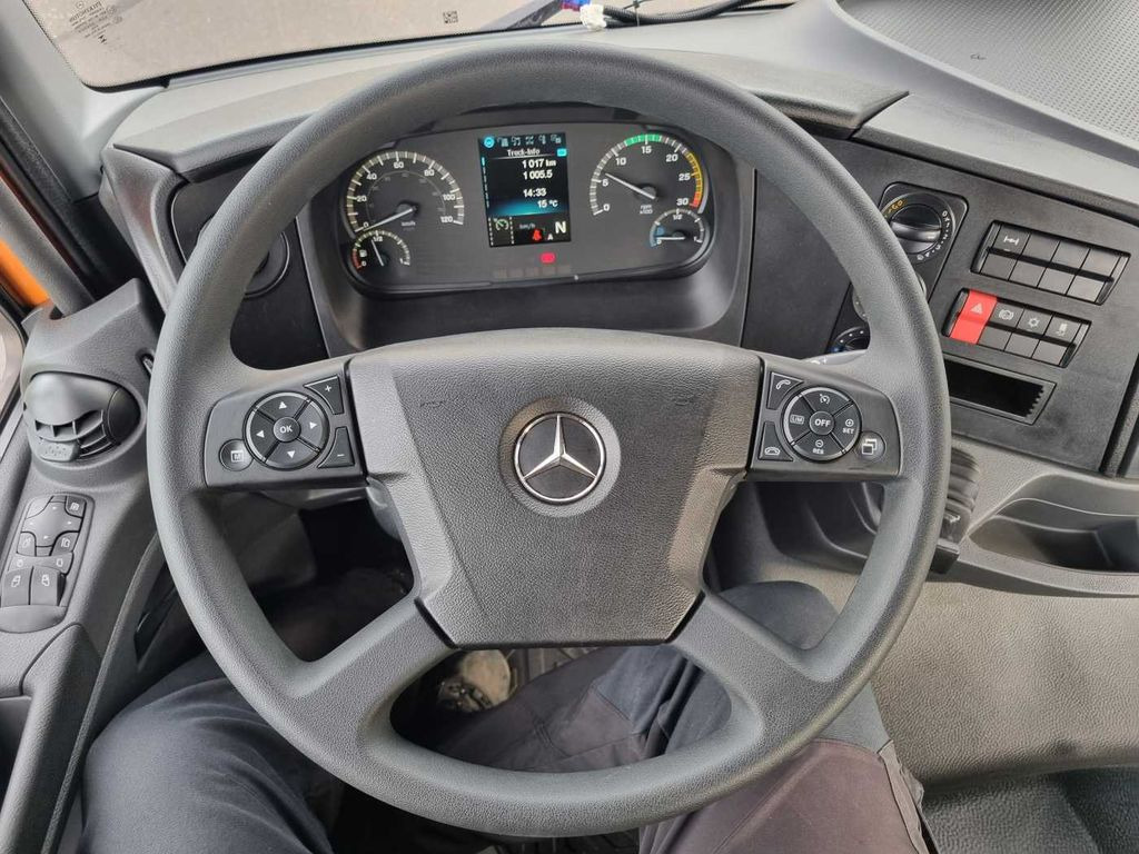 Camión multibasculante nuevo Mercedes-Benz Atego 818 K 4x2 HIAB XR5S3650 AHK: foto 14
