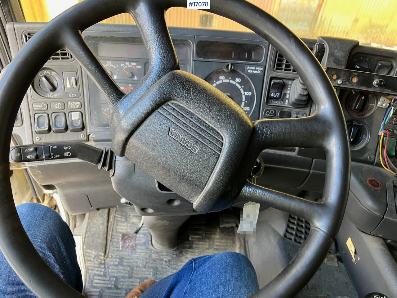 Camión volquete Scania R124: foto 23