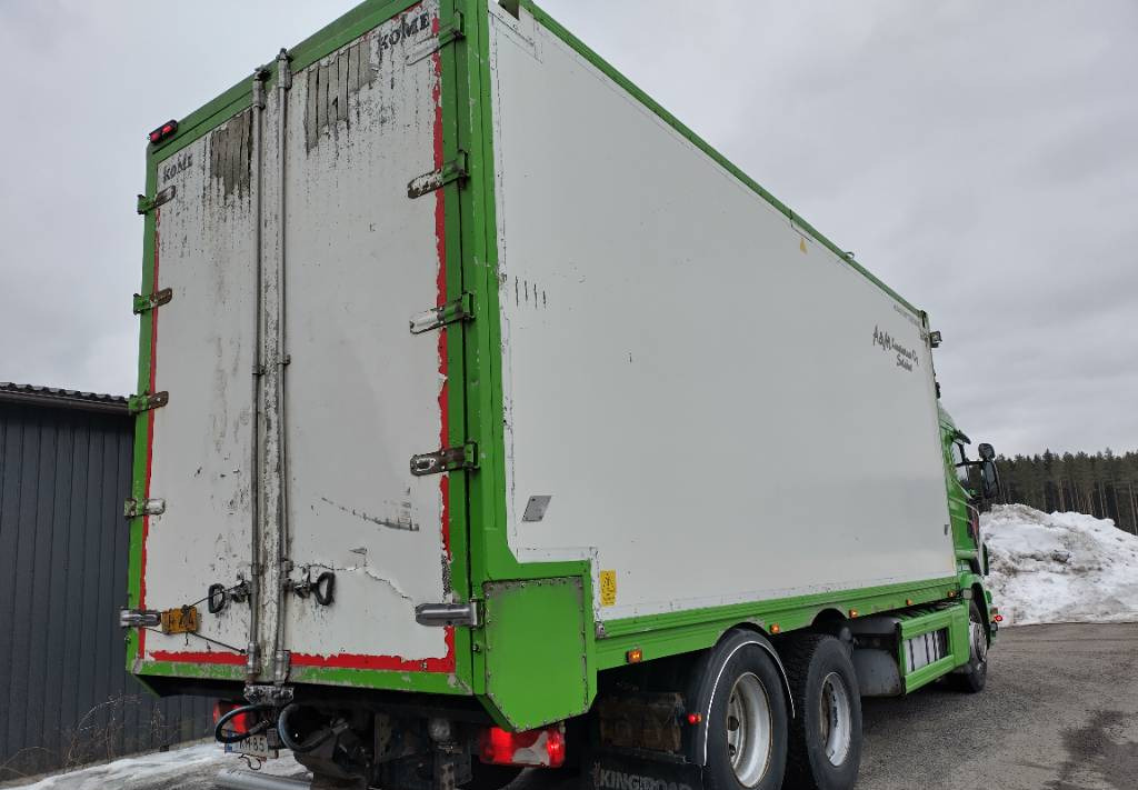 Camión caja cerrada Scania R560 6x2 kome ketjupurkukori: foto 3