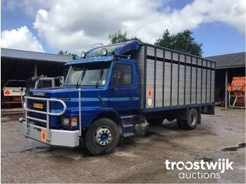Camión transporte de ganado Scania Tm4x2: foto 1