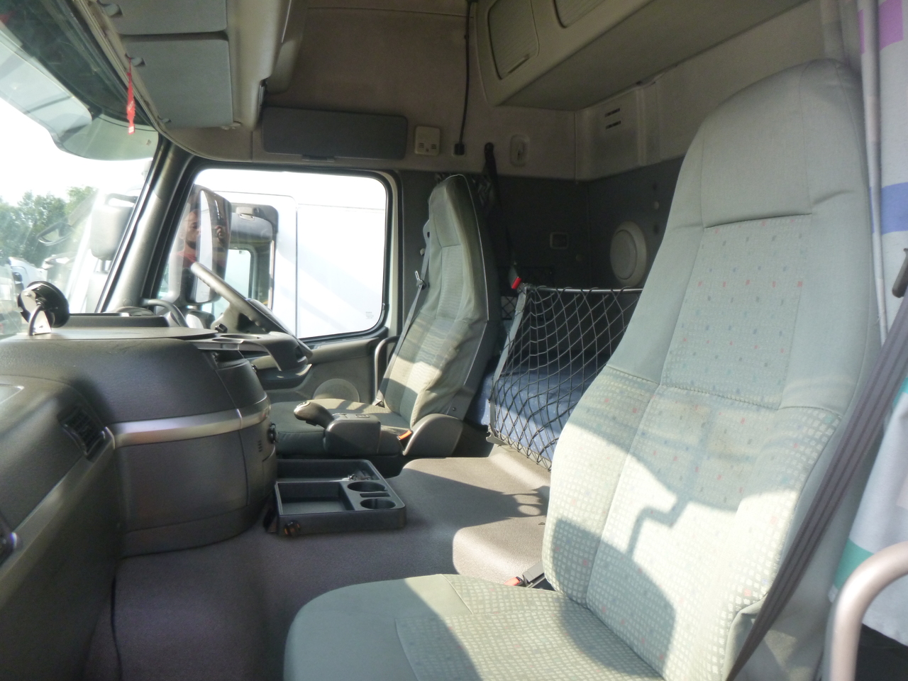Camión grúa Volvo FM12 420 8x2 RHD + PM 40SP: foto 28