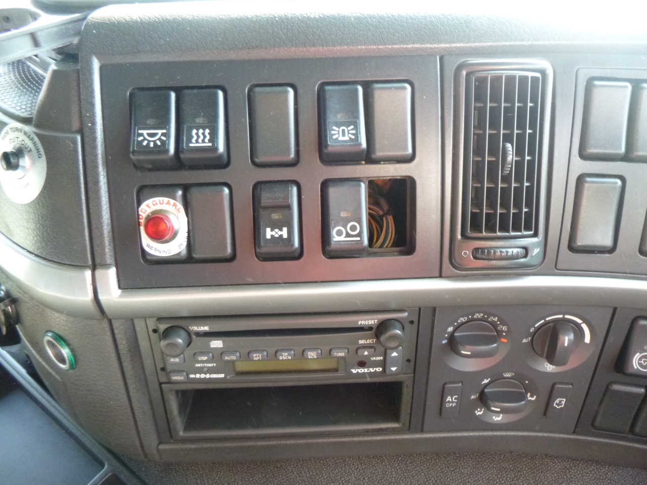 Camión grúa Volvo FM12 420 8x2 RHD + PM 40SP: foto 33