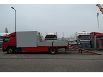 Camión portavehículos Volvo FM9 260 4X2 MACHINE TRANSPORTER WITH HYDRAULIC RAMPS ONLY 180.000KM: foto 1