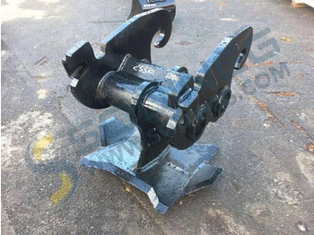 BAKKER DENT DE DESSOUCHAGE attache VERACHTERT CW30S - Escarificador