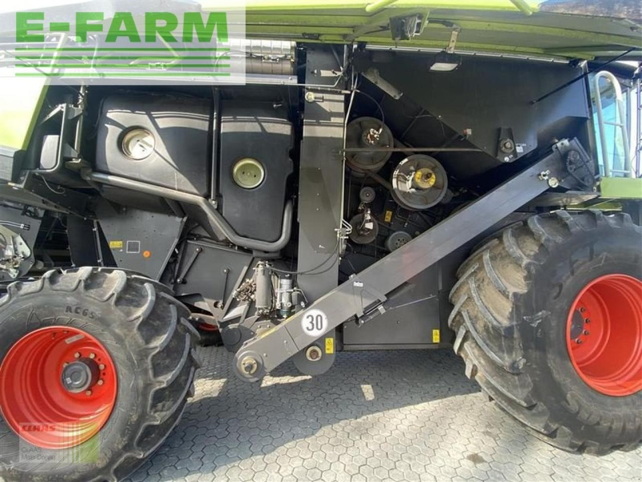 Tractor CLAAS lexion 750 v930+tw: foto 8