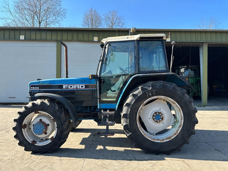 Tractor Ford 7840 Powerstar SLE: foto 2