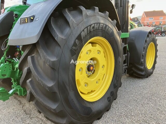 Tractor John Deere 8R370: foto 11