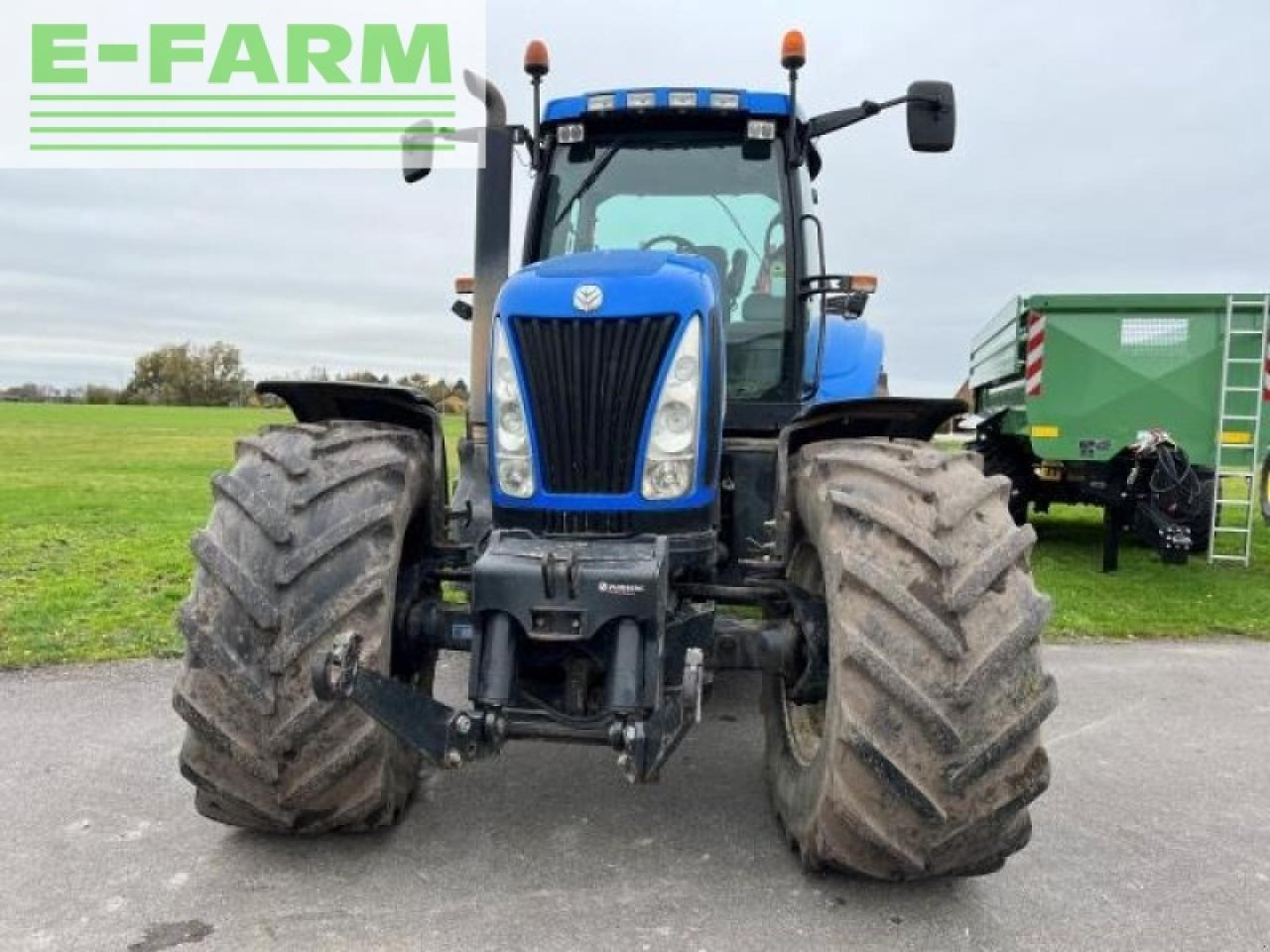Tractor New Holland tg285: foto 8