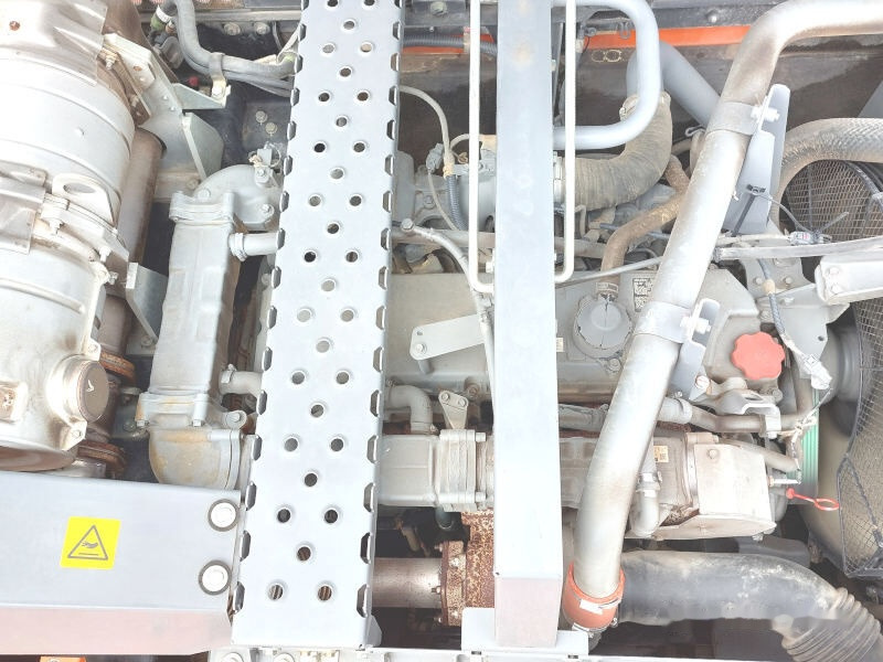 Excavadora de cadenas Hitachi ZX350LCN-6: foto 8