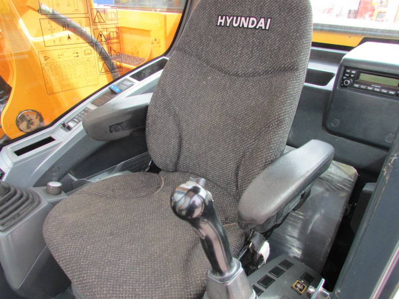 Excavadora de cadenas Hyundai HX 145 LCR Kettenbagger 62.500 EUR net: foto 16