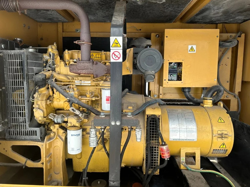 Generador industriale Perkins Olympian GEP 30 kVA Silent generatorset: foto 16