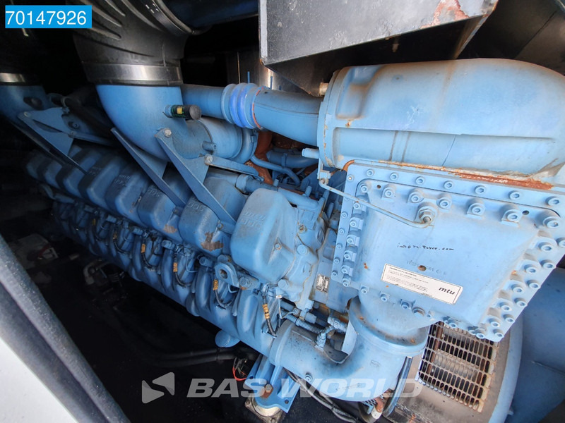 Generador industriale SDMO 51.2L70-4P 2600 KVA - ENGINE NEEDS REPAIR: foto 19