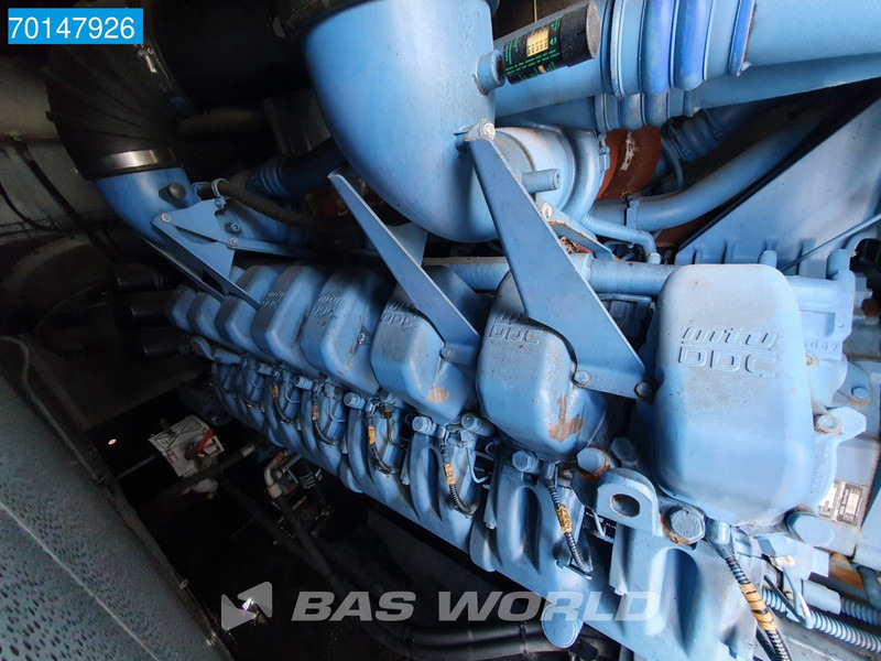 Generador industriale SDMO 51.2L70-4P 2600 KVA - ENGINE NEEDS REPAIR: foto 20