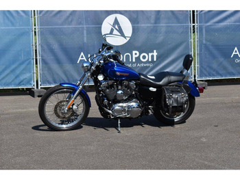 Harley-Davidson Sportster 1200 Custom - Motocicleta