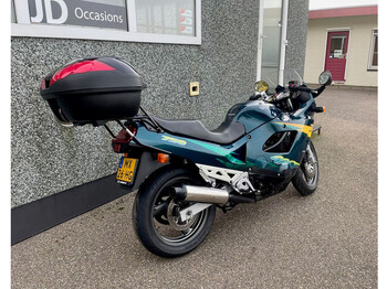 Motocicleta Suzuki GSX 600 F: foto 4
