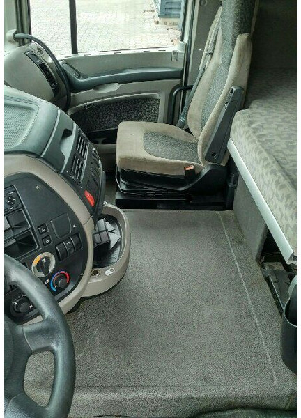 Cabina e interior para Camión DAF XF 105 Euro 5: foto 6