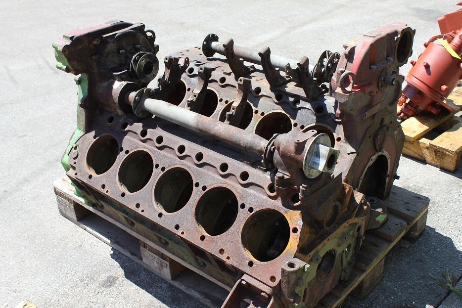 Motor y piezas para Maquinaria de construcción Deutz F10L413: foto 2