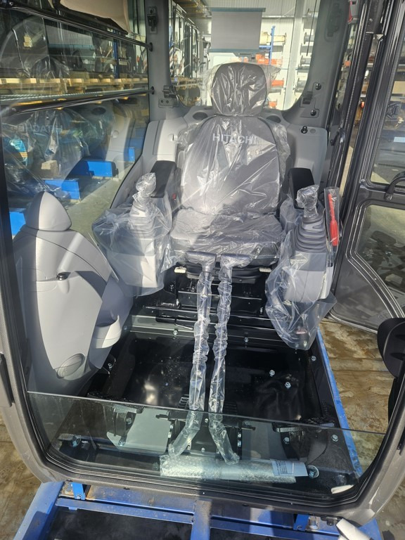 Cabina para Maquinaria de construcción nuevo Hitachi ZX-5 - YA60038791: foto 7