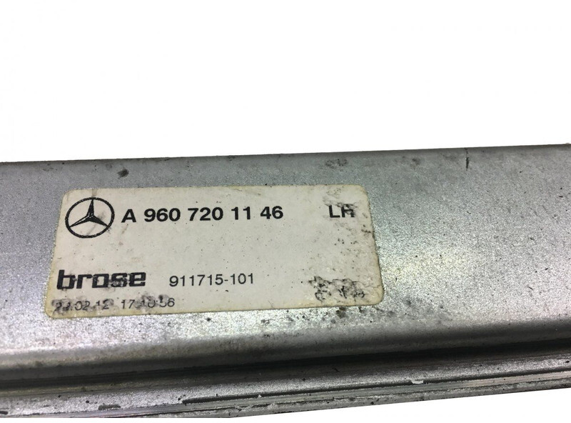 Motor de elevación de ventanas Mercedes-Benz MERCEDES, BROSE Actros MP4 2551 (01.12-): foto 4