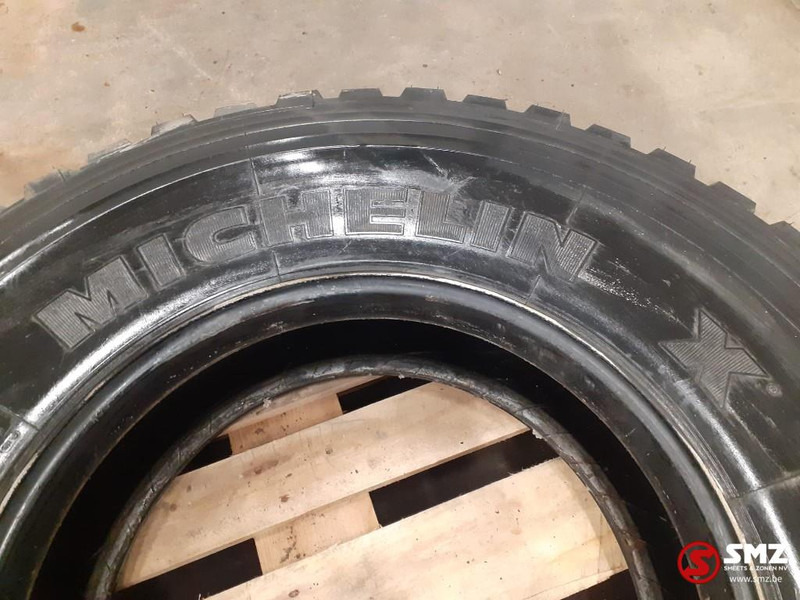 Neumático para Camión Michelin Occ vrachtwagenband Michelin 13R22.5: foto 2