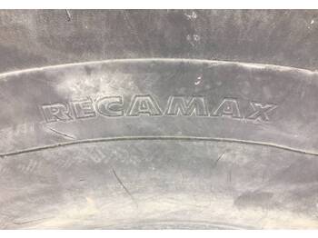 Neumático para Maquinaria de construcción Michelin Recamax 23.5R25 smooth tyre: foto 3