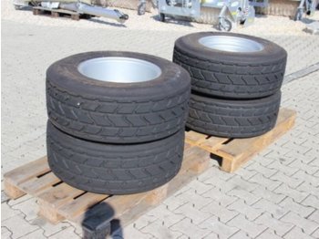 Michelin 340/65 R18 8-Loch Komplettrad Preis per Stück - Neumáticos y llantas