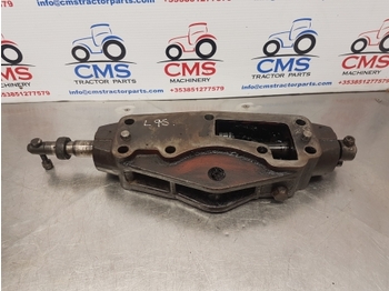 Bastidor/ Chasis para Maquinaria agrícola New Holland Ford Fiat L95, Tl100 Hitch Support Housing 5171671, 5171674: foto 1
