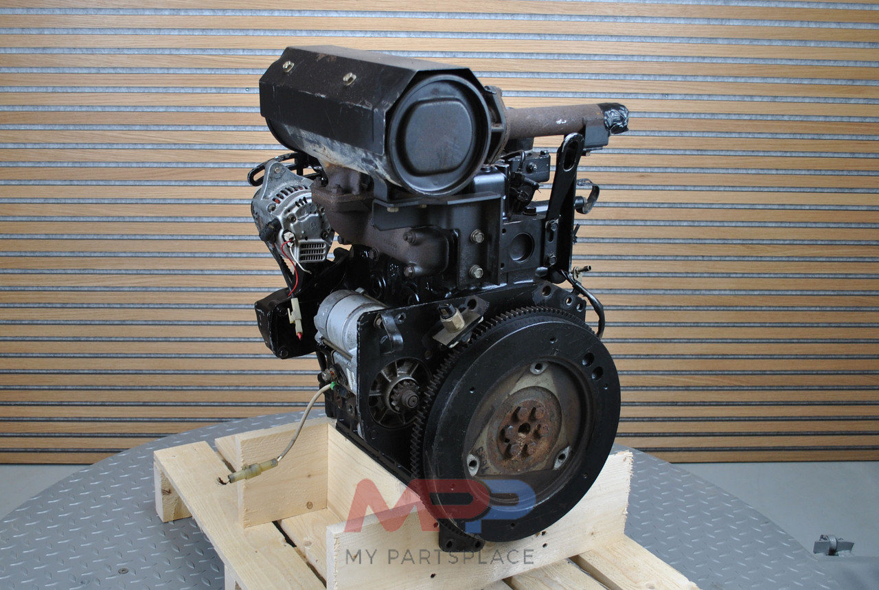 Motor para Miniexcavadora YANMAR 3TNE78A - 3TNV78A: foto 8