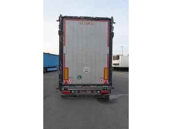 Semirremolque transporte de ganado Pezzaioli SBA32/G , 5 Stock , Viehtransporter  , Tränkeranlage,: foto 3