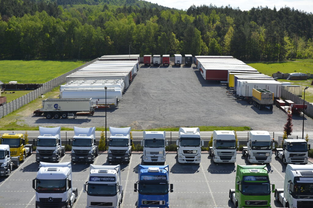 DUETDUDA - Semirremolques BENALU undefined: foto 10