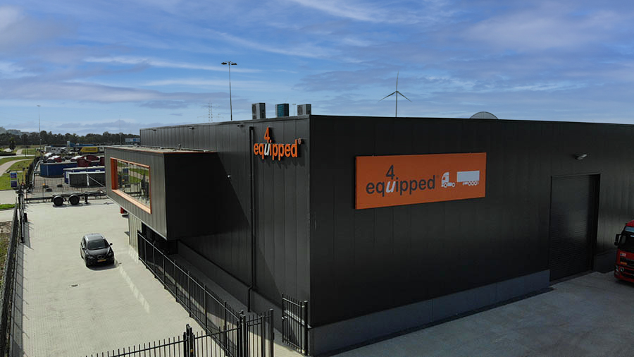 Equipped4U BV - Camiones undefined: foto 1