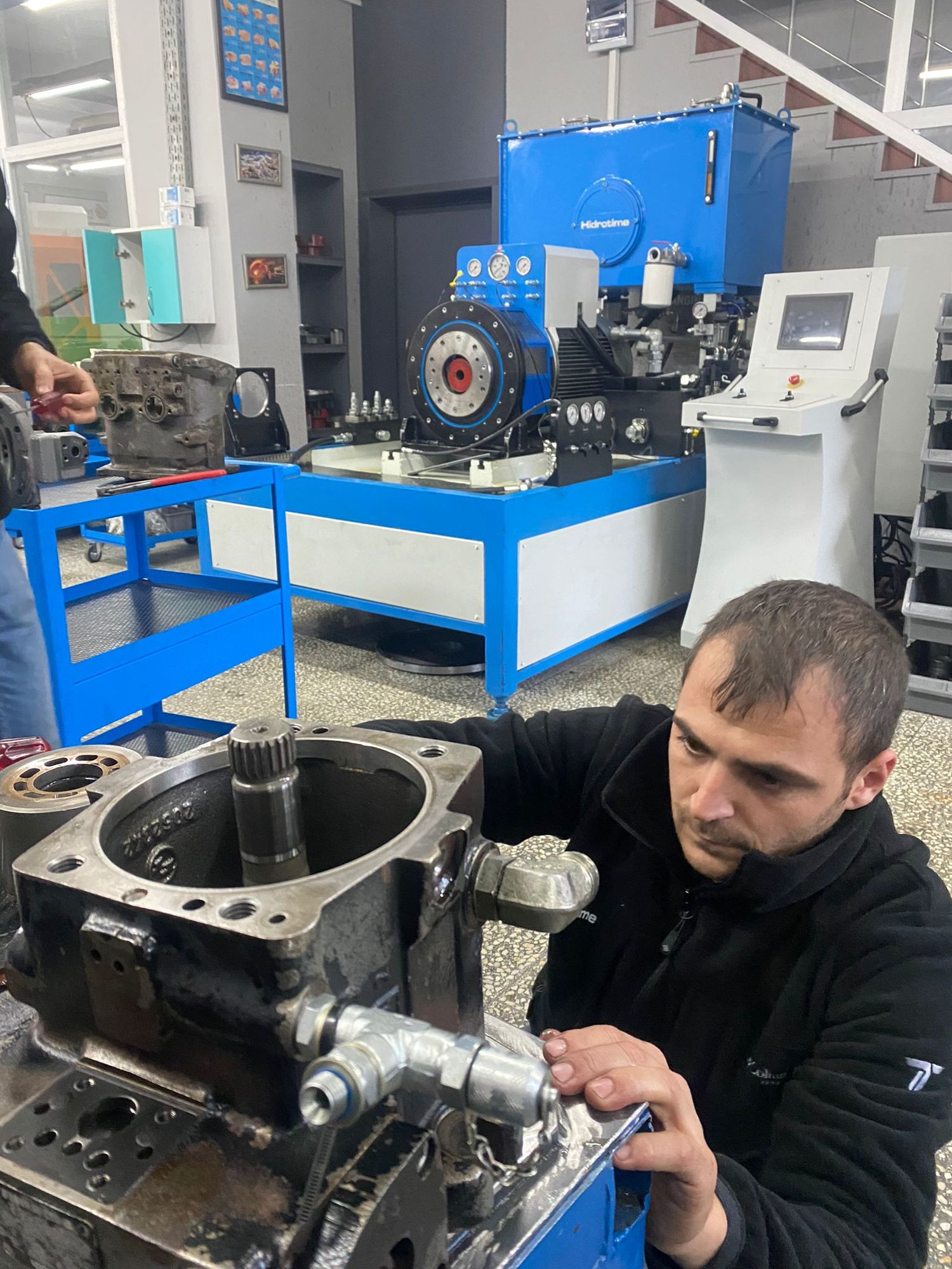 Zeki Hidrolik Makine San. ve Tic. Ltd. - anuncios sobre venta undefined: foto 2