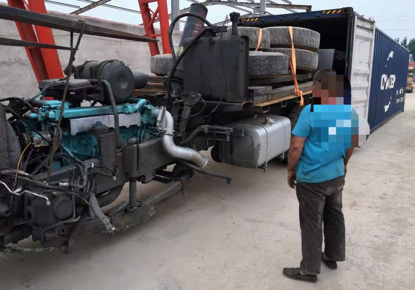 Shandong Guhong Auto Industrial CO., LTD - Camiones - Año: 2020, 6x4, aire acondicionado undefined: foto 3
