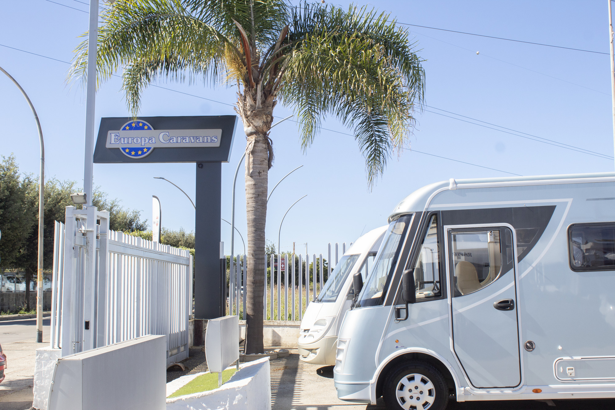 EUROPA CARAVANS SRL - anuncios sobre venta undefined: foto 3