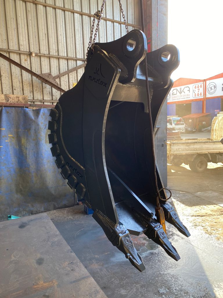 ANDOKS - Implementos undefined: foto 75