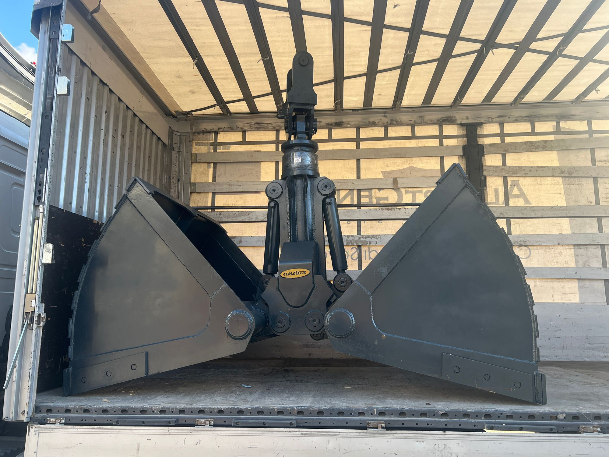 ANDOKS - Implementos undefined: foto 15