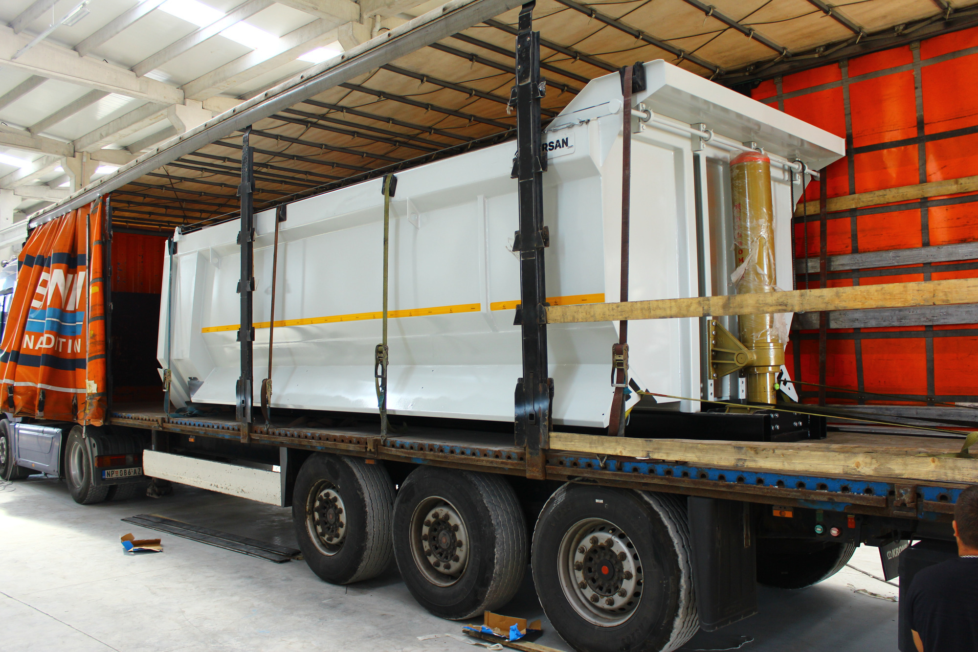 Emirsan Trailer undefined: foto 11