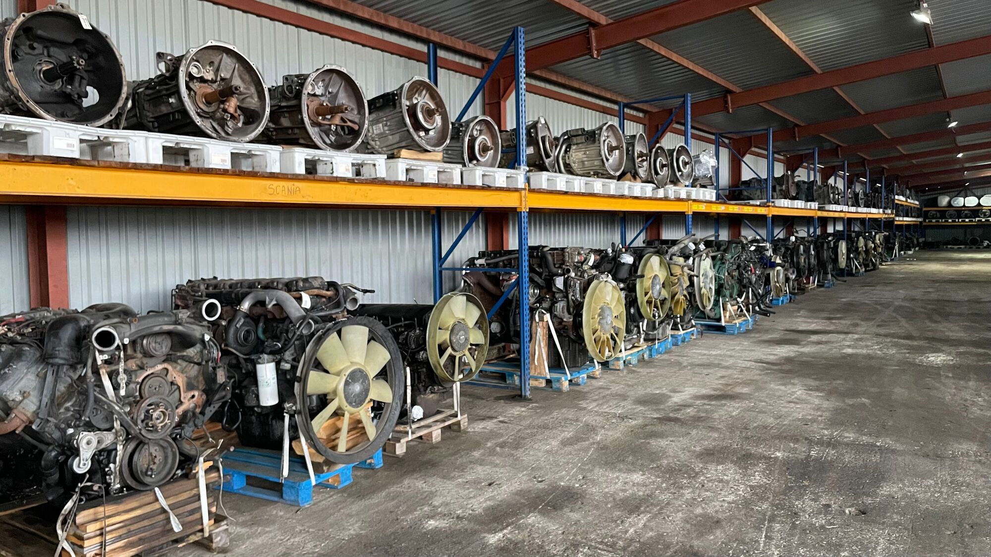 EURO DEZMEMBRARI S.R.L. - Recambios - Año: 2023 undefined: foto 2