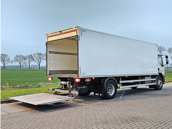 Camión caja cerrada DAF LF 230 19T MANUAL AIRCO: foto 3