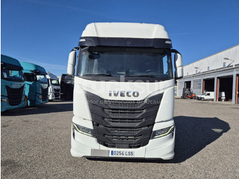 Cabeza tractora IVECO S-WAY AS440S51T/P: foto 2 Cabeza tractora IVECO S-WAY AS440S51T/P: foto 2