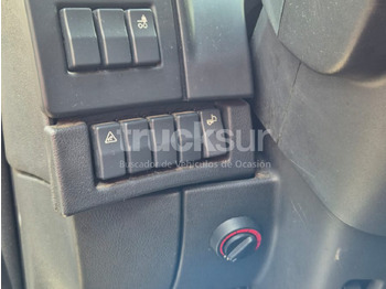 Camión lona RENAULT D320.26: foto 3 Camión lona RENAULT D320.26: foto 3