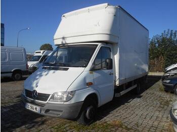 Furgoneta caja cerrada MERCEDES-BENZ