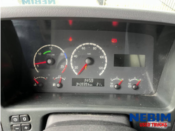 Camión caja cerrada Scania P270 343.938km - 3 front seats: foto 5