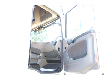 Cabeza tractora Daf 530 SSC  Retarder  Kühlbox  2 Tanks  Standklima: foto 2