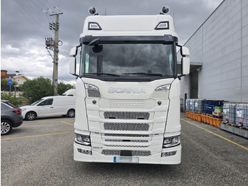 Cabeza tractora SCANIA S