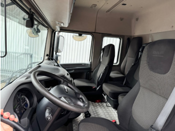 Foto del interior 2: Leasing de DAF XF 410 FA 4x2 XF 410 FA 4x2, Fahrschule, 2x AHK, 6 Sitze DAF XF 410 FA 4x2 XF 410 FA 4x2, Fahrschule, 2x AHK, 6 Sitze