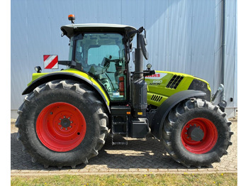 Tractor CLAAS Arion 660